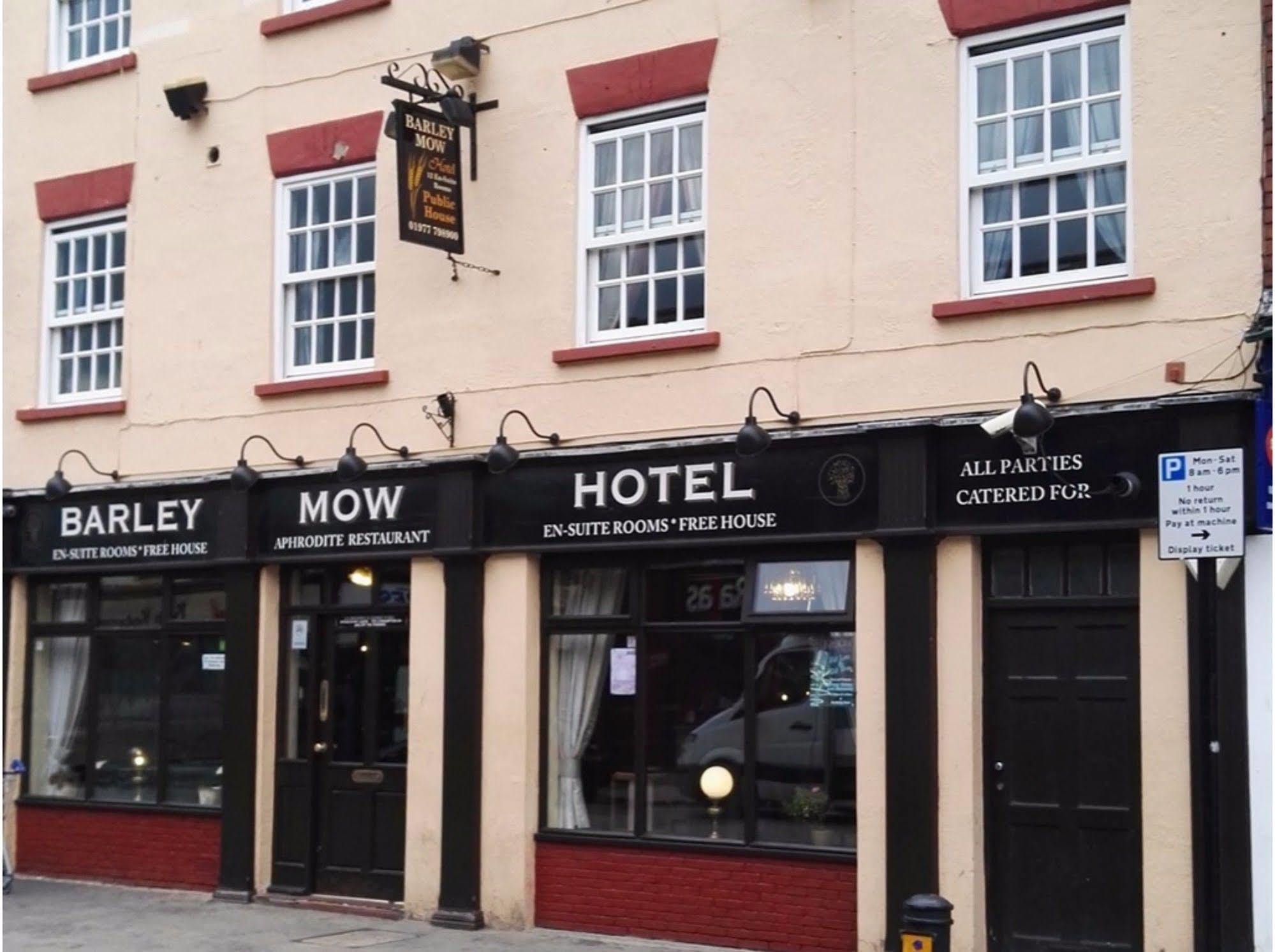 Barley Mow Hotel Pontefract Exterior foto